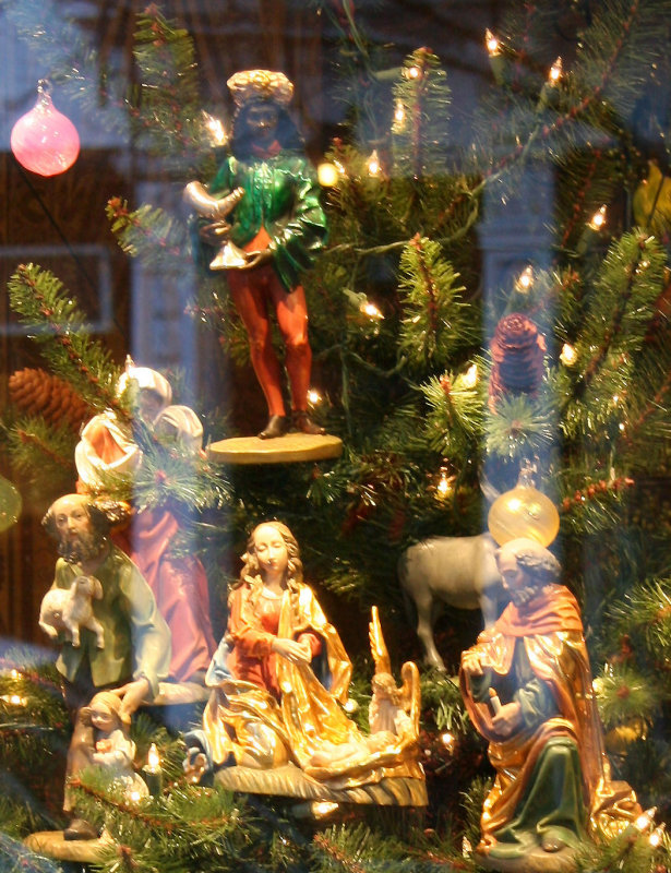 Christmas Tree Nativity Scene - Matt McGhee Store Window