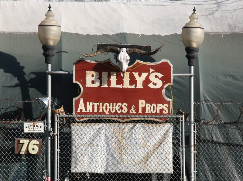 Billys Antiques & Props