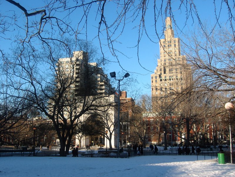 Arch & Lower Fifth Avenue