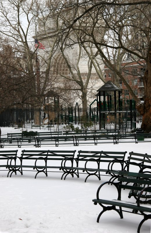 Sitting Areas with Playground & Arch View