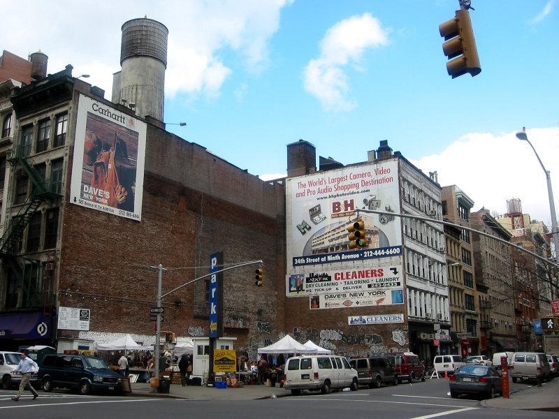 Chelsea Flea Market at 16th Steet