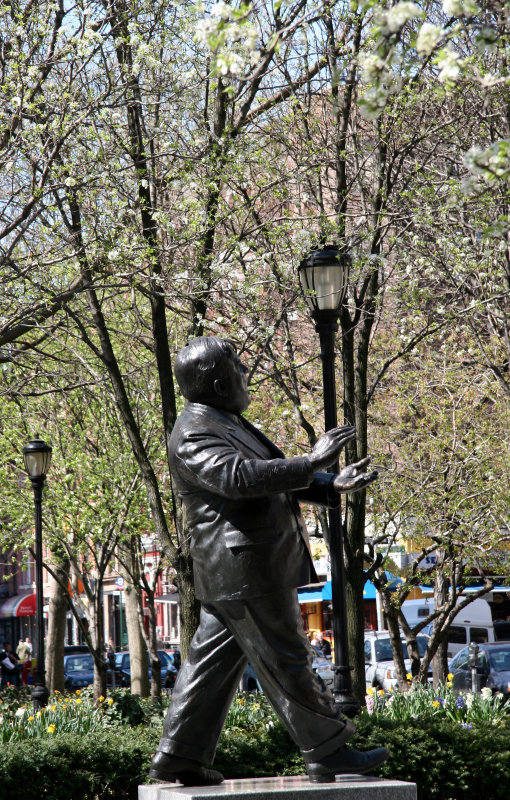 Mayor LaGuardia Statue - Garden View