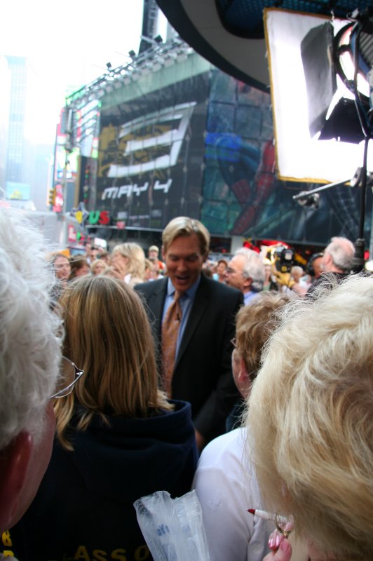 Times Square - Sam Champion & Diane Sawyer at ABC Broadcasting Corner