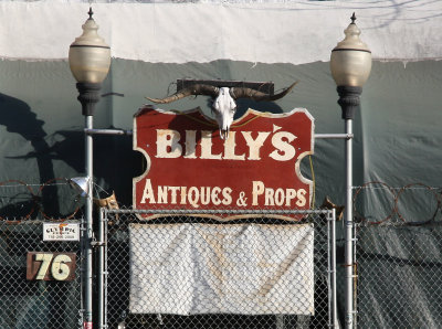 Billy's Antiques & Props