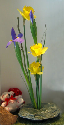 Daffodils & Iris Ikebana - Access Artisans Window Display