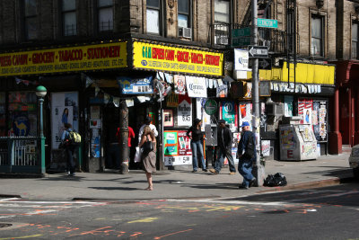 Convenience Store at Lexington Avenue