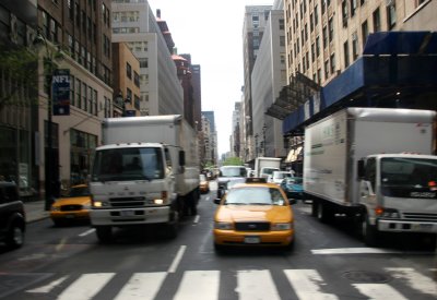 MTA  1 Bus Ride Window Shots - At Madison Avenue