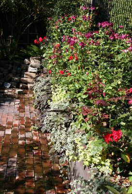 Residence Garden East of University Place