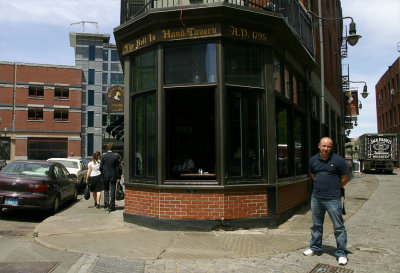 Bell in Hand: the oldest pub in Boston.