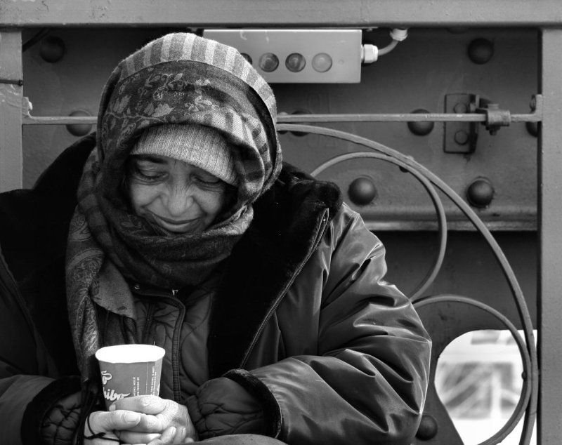 <b>blind beggar woman</b>