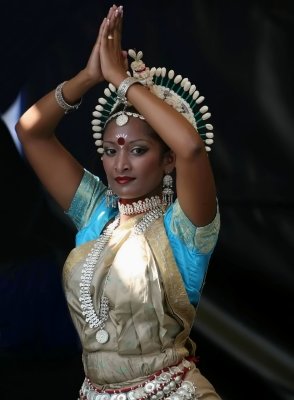 Bharatanatyam dancer (indian temple dance)