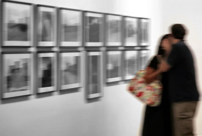 The kiss at the exhibition