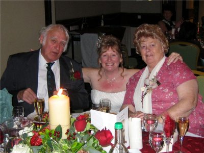 Lesley with Mum & Dad