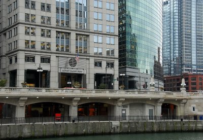 Architectural Boat Tour on Chicago River
