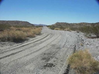 327 - The Old Road, Lane Markings.jpg