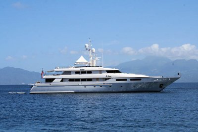 Yacht