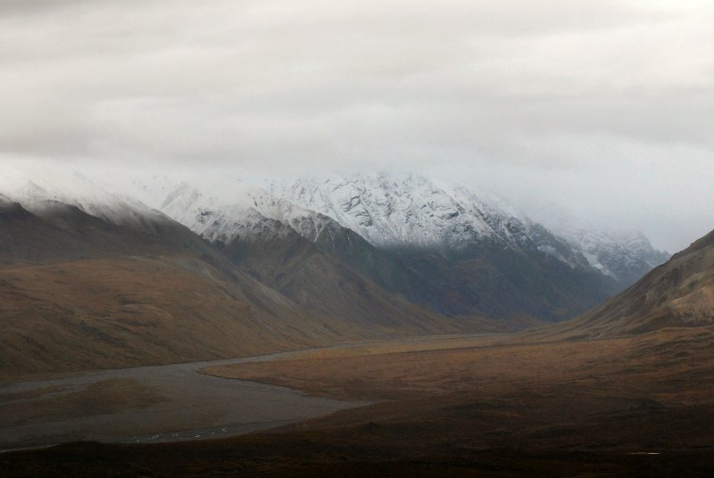 River Valley east of Mount McKinley