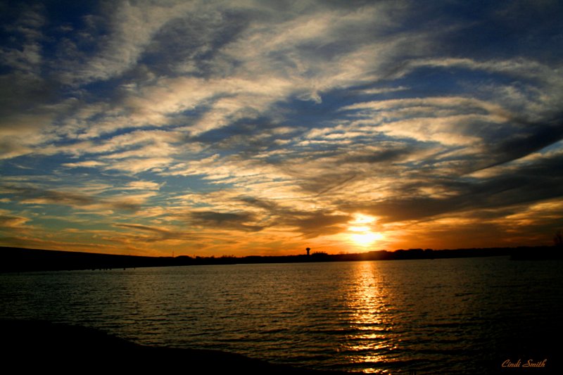 THE SUN SETS AND IN CINDILAND ALL IS WELL!