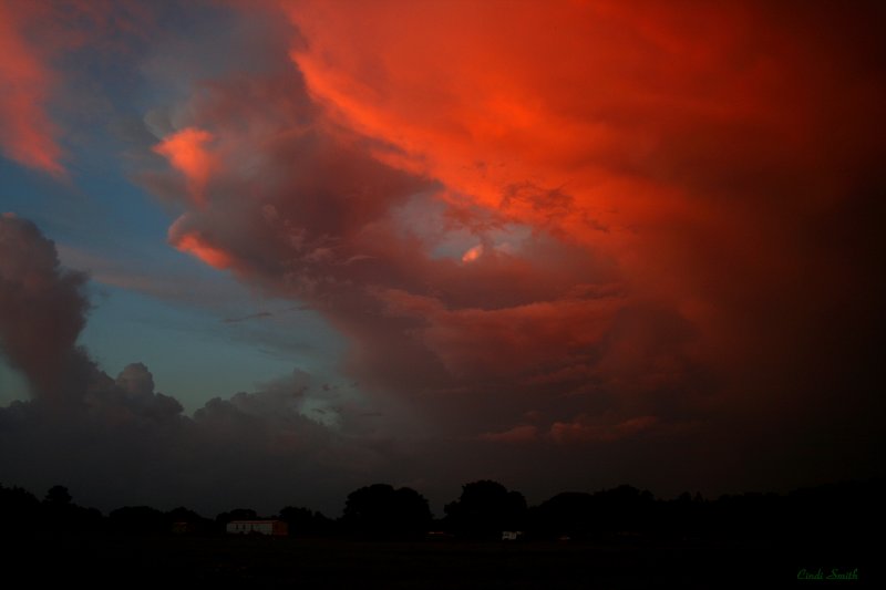 LAST NIGHTS SUNSET CLOUDS....NORTHERN VIEW