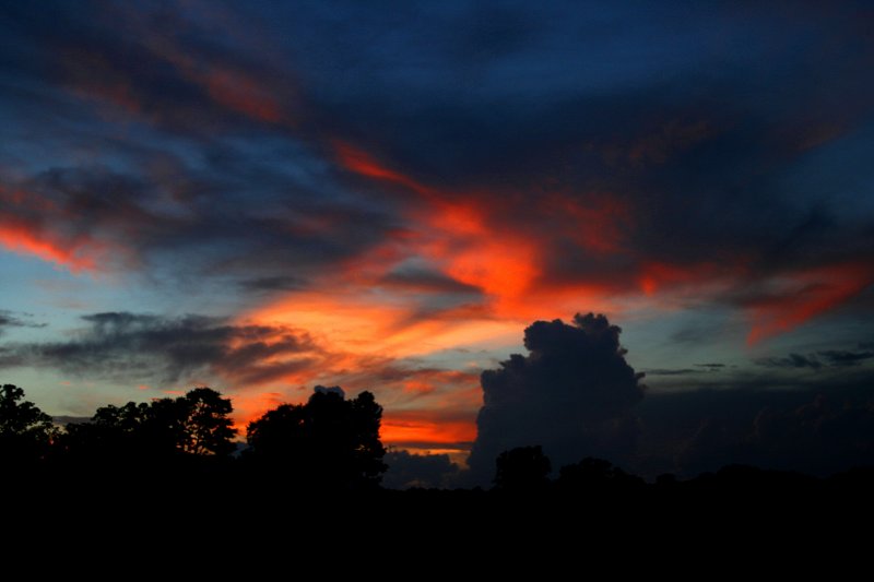 LAST NIGHTS SUNSET CLOUDS....WESTERN VIEW