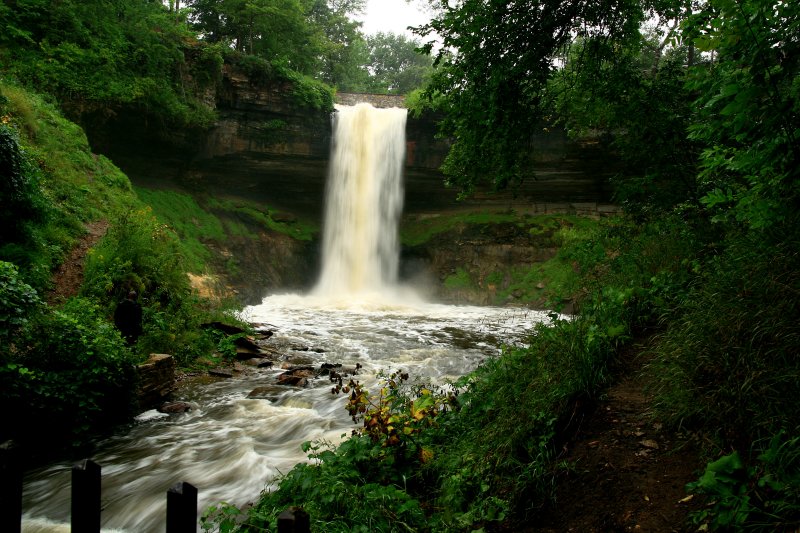 MINNEHAHA FALLS