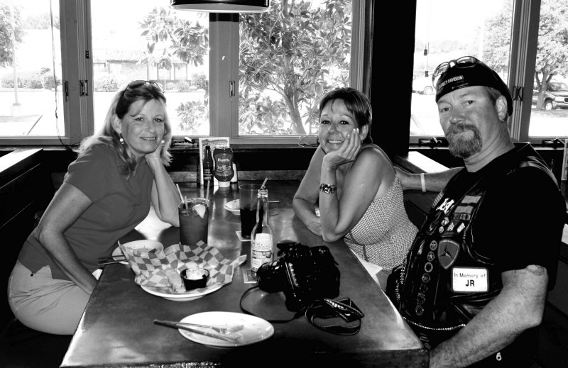 GOOD FRIENDS SHARING GOOD MEMORIES