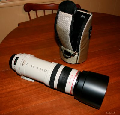 MY NEW BIG OL' HONKIN' LENS...A BIRTHDAY PRESENT FROM ME TO ME!