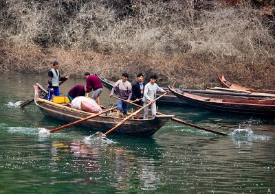 Yangtze Boatmen