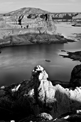 Lake Powell-Gunsight BW