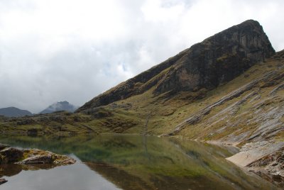 Laguna Chillata, Trekking in the Cordillera Real T