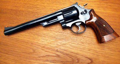SMITH AND WESSON M29-5