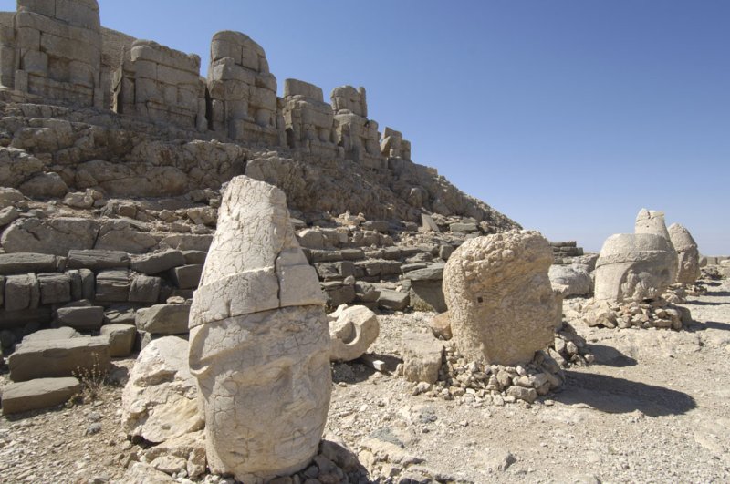 Nemrut 2006 09 1433.jpg