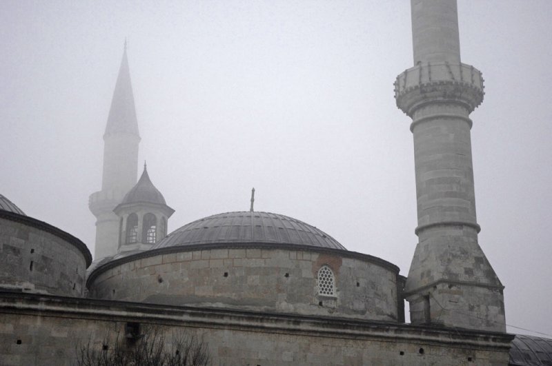 Edirne Old Mosque dec 2006 0048.jpg