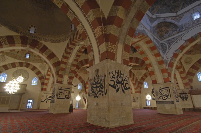 Edirne Old Mosque dec 2006 2354.jpg