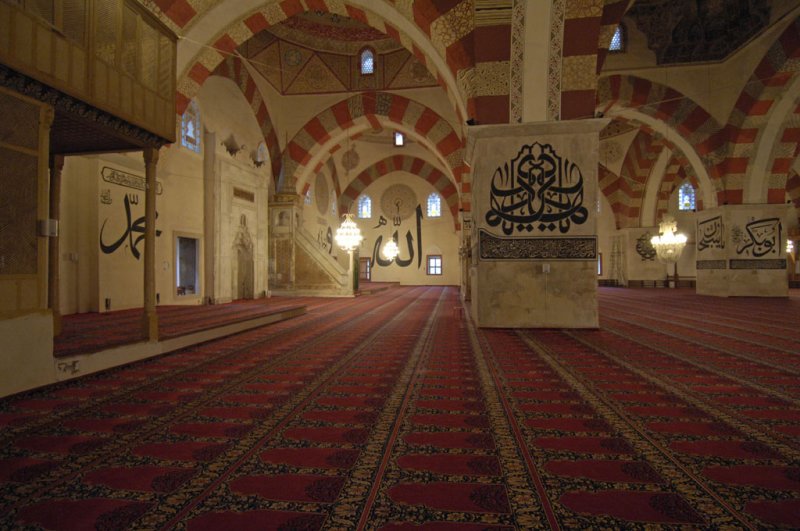 Edirne Old Mosque dec 2006 2374.jpg