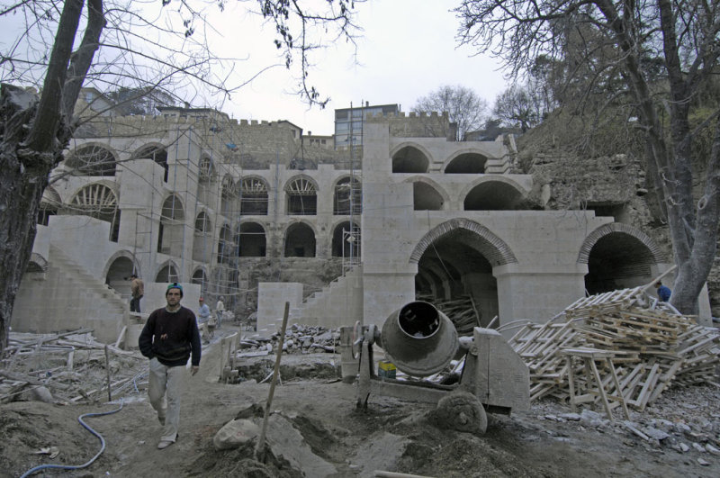 Bursa Balibey Han 2006 3137.jpg