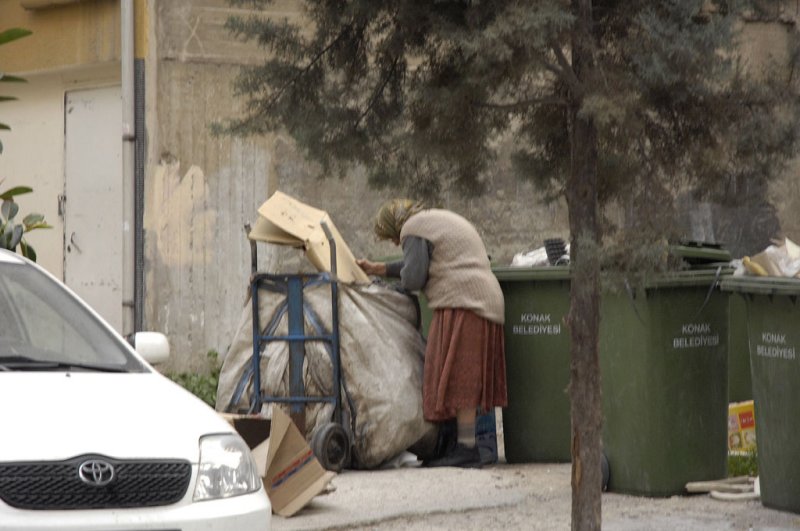Izmir 2007 6348.jpg