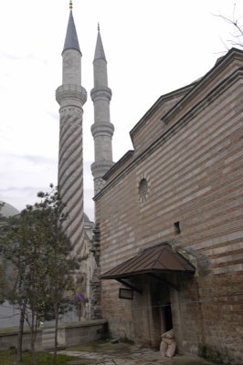 Edirne uc Serefli Mosque dec 2006 2384.jpg