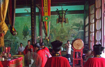 Ceremony in the Taoist temple in Wuhan