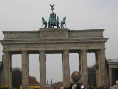 Brandenburger Tor  (Brandenburg Gate)