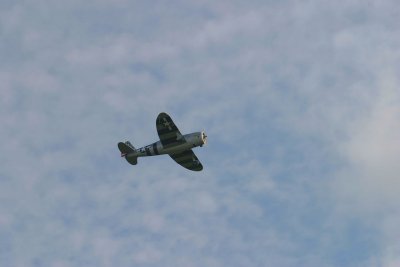 2007_monaville_bomber_fly_in