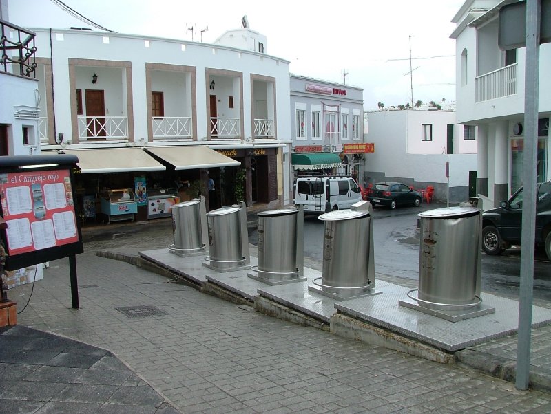 Lanzarote Trash and Rubbish Containers -or ART ?