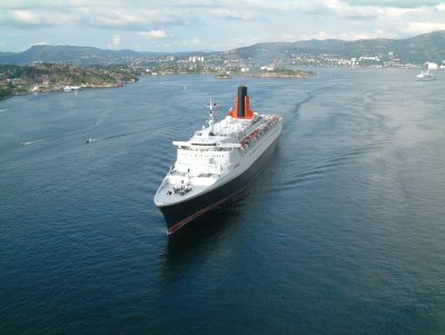 Queen Elizabeth 2 in Bergen Norway-2007
