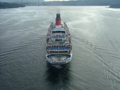 Queen Elizabeth 2 in Bergen Norway-2007