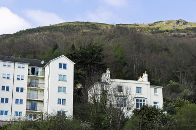 Malvern Apartments with the hills behind