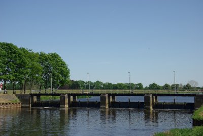 stuw in De Vecht.jpg