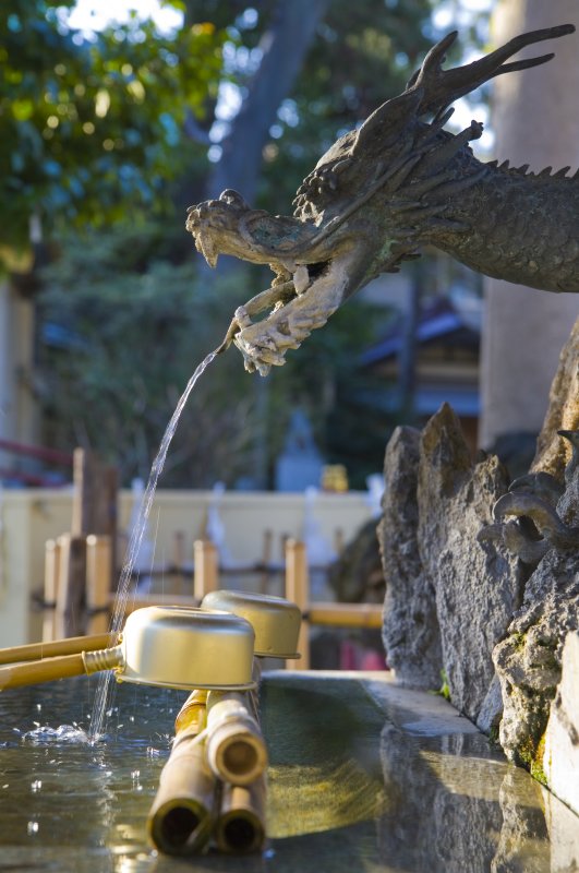 Shrine_dragon.jpg