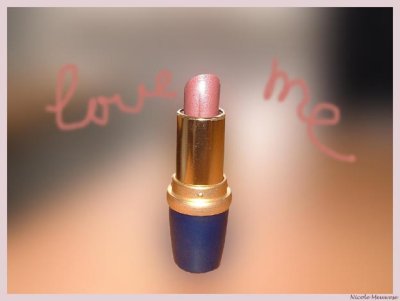 lipstick1.jpg
