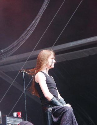 050.jpg