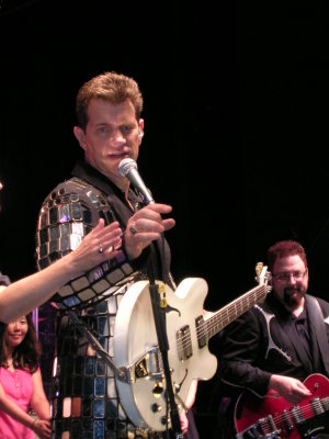 Chris Isaak concert